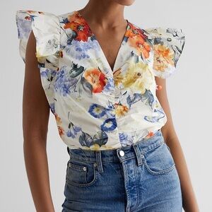 NWT Express Ivory Floral V-Neck Cotton Flutter Sleeve Ruched Top Size M